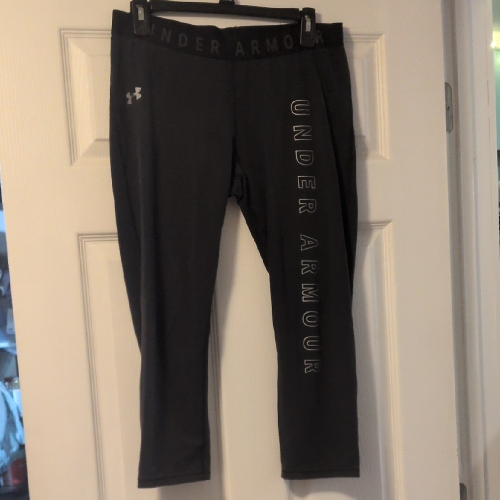 Under Armour Charcoal Gray Athletic Leggings